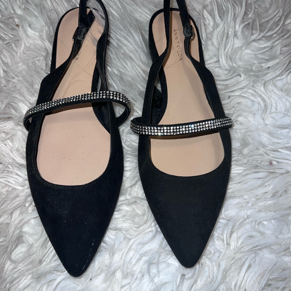 Casual flats